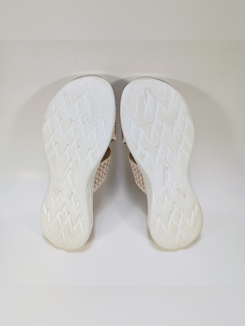 Skechers On The Go 600 Enchanted Womens 8 Natural Beige Metallic Slide Sandals - Picture 9 of 10